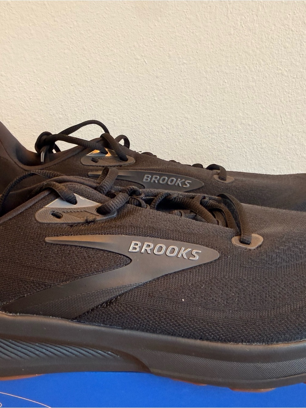 Brooks Revel 9 Men’s Running Balanced Cushion Black Size 11.5 US